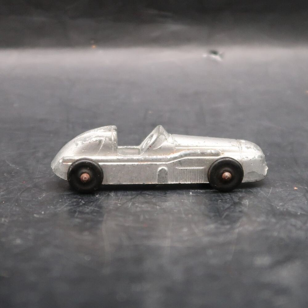 Midgetoy Silver Race Car #7 Vintage Rockford Illinois Diecast 3 in 1950